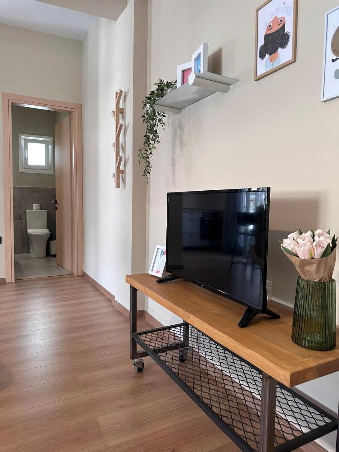 2 Doors Apartment Kavála ภายนอก รูปภาพ